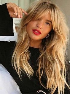 long-blonde-haircuts-2019-67_8 Long blonde haircuts 2019