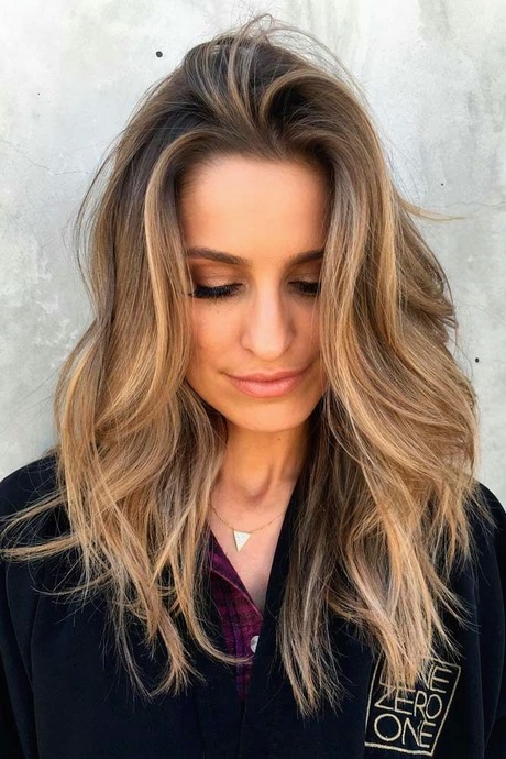 medium-hairstyles-women-2019-59_12 Medium hairstyles women 2019