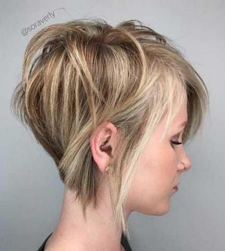 short-hairstyle-2019-for-round-face-75_15 Short hairstyle 2019 for round face