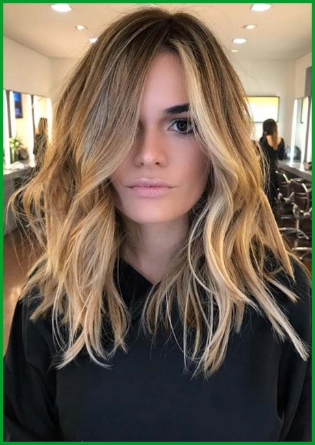shoulder-length-haircuts-for-2019-30_11 Shoulder length haircuts for 2019