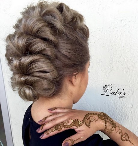 trendy-updo-hairstyles-2019-81_20 Trendy updo hairstyles 2019