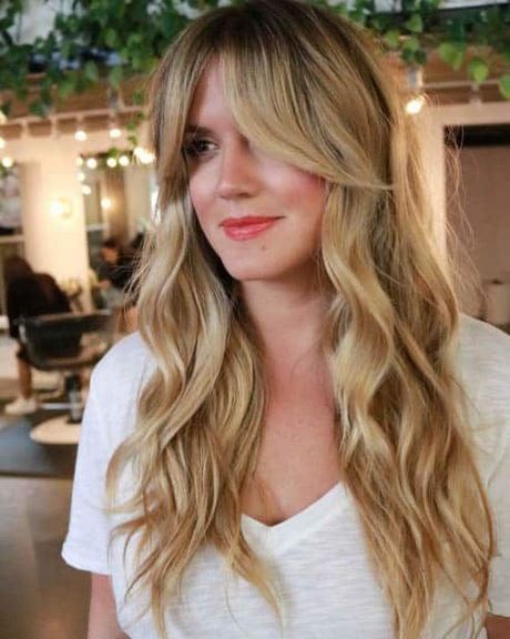 womens-layered-hairstyles-2019-00_19 Womens layered hairstyles 2019