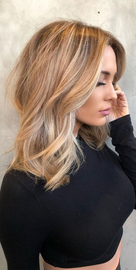 2022-medium-length-hairstyles-44_3 2022 medium length hairstyles