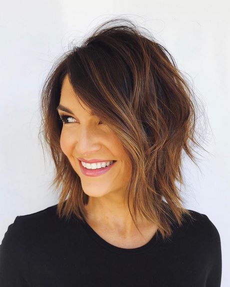 2022-short-hairstyles-for-women-over-50-22_12 2022 short hairstyles for women over 50