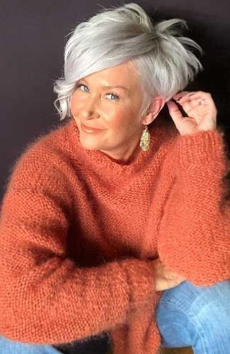 2022-short-hairstyles-for-women-over-50-22_13 2022 short hairstyles for women over 50