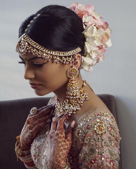 asian-bridal-hairstyles-2022-43_15 Asian bridal hairstyles 2022