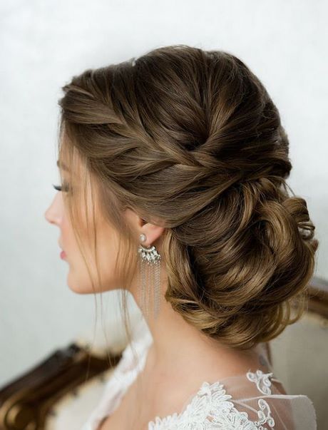 best-bridal-hairstyles-2022-14_3 Best bridal hairstyles 2022