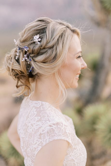 bridal-updos-2022-65 Bridal updos 2022