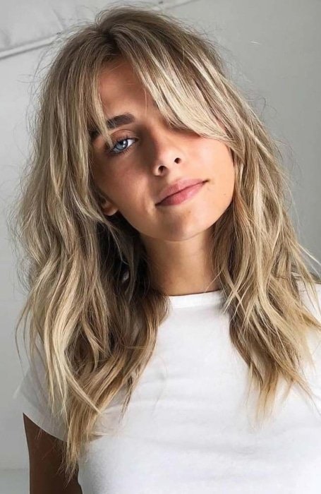 haircuts-for-medium-length-hair-2022-45_8 Haircuts for medium length hair 2022