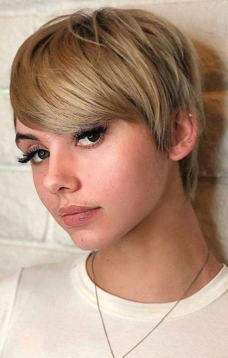 hairstyle-short-hair-2022-77_17 Hairstyle short hair 2022