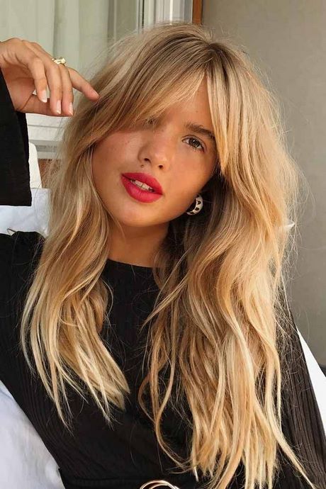 long-hairstyles-with-bangs-2022-16_11 Long hairstyles with bangs 2022