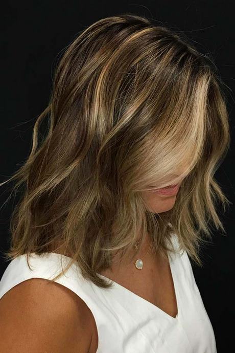 medium-length-layered-haircuts-2022-29_14 Medium length layered haircuts 2022