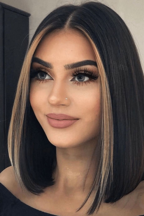 mid-hairstyles-2022-88_2 Mid hairstyles 2022