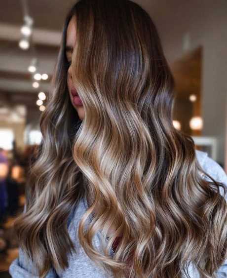 new-hairstyles-for-long-hair-2022-52_15 New hairstyles for long hair 2022