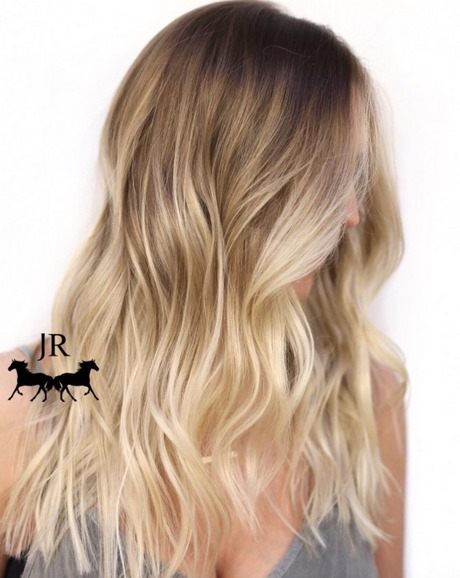 ombre-hairstyles-2022-81_12 Ombre hairstyles 2022