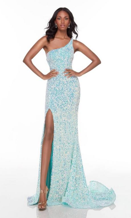 prom-styles-2022-75_4 Prom styles 2022