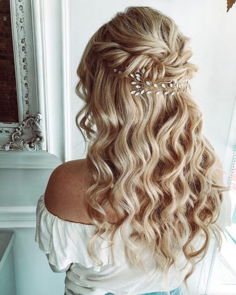 prom-updos-2022-01_9 Prom updos 2022