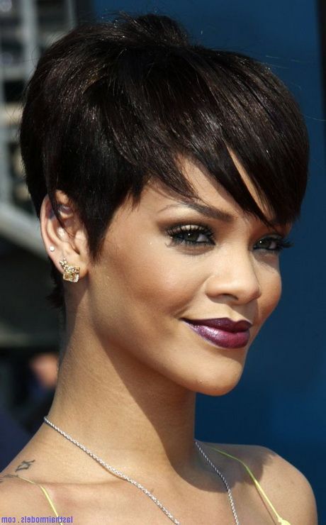 rihanna-short-hairstyles-2022-92_3 Rihanna short hairstyles 2022