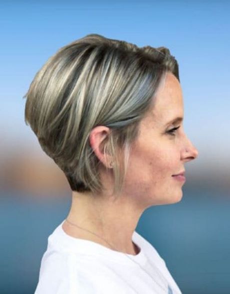 short-hair-trends-for-2022-52_10 Short hair trends for 2022