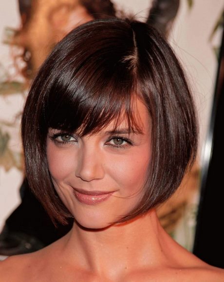 short-hairstyles-with-bangs-2022-36_18 Short hairstyles with bangs 2022