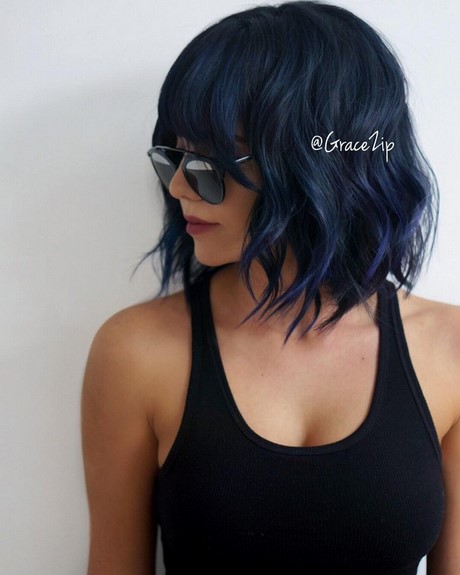 short-to-medium-length-hairstyles-2022-98_10 Short to medium length hairstyles 2022