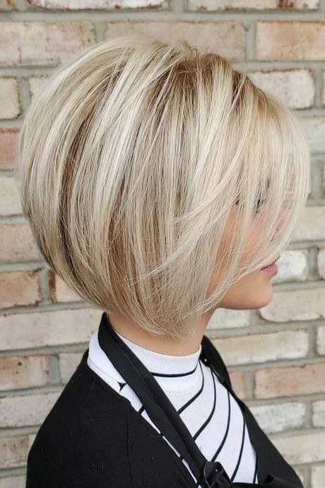short-to-mid-length-hairstyles-2022-39 Short to mid length hairstyles 2022