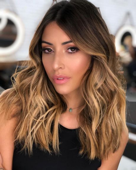 trendy-womens-hairstyles-2022-82_14 Trendy womens hairstyles 2022