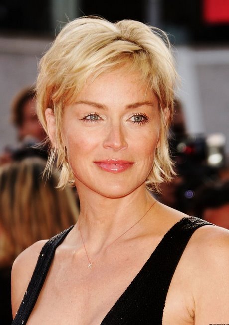 2023-short-hairstyles-for-women-over-50-78_12 2023 short hairstyles for women over 50