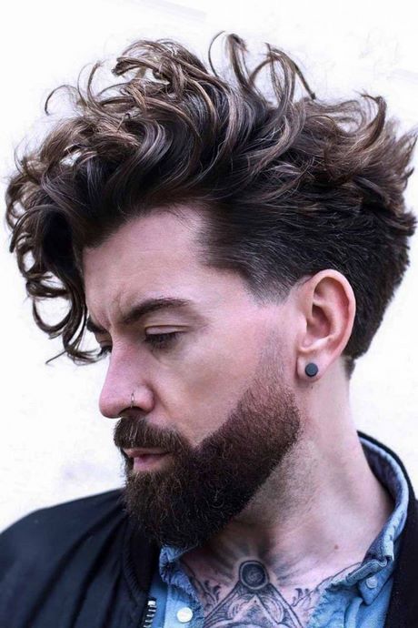 best-haircuts-for-curly-hair-2023-24_7 Best haircuts for curly hair 2023