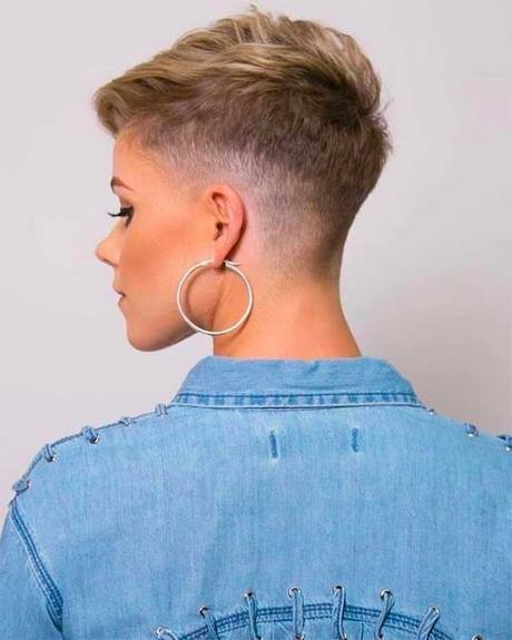 best-short-hairstyles-for-women-2023-20_10 Best short hairstyles for women 2023