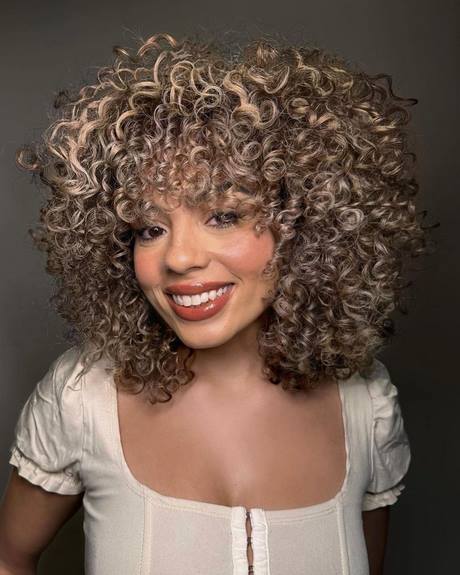 black-short-curly-hairstyles-2023-79_12 Black short curly hairstyles 2023