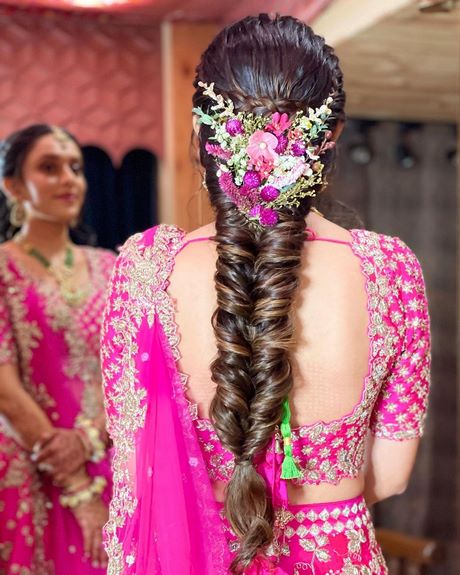 bollywood-hair-style-2023-22_12 Bollywood hair style 2023