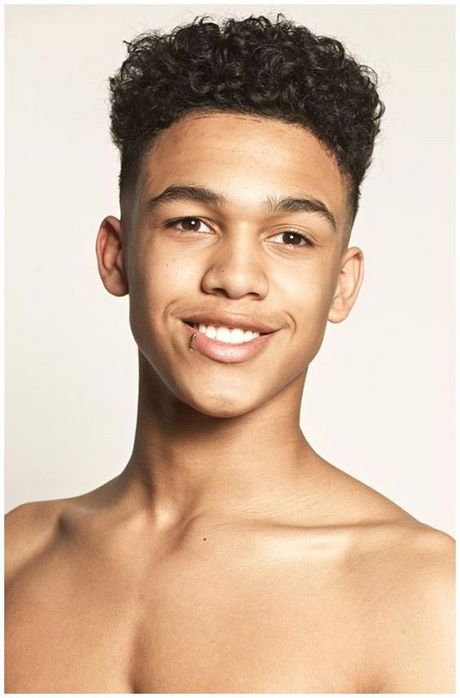 curly-short-haircuts-2023-67 Curly short haircuts 2023