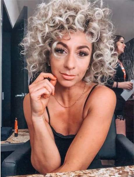 curly-short-haircuts-2023-67_3 Curly short haircuts 2023