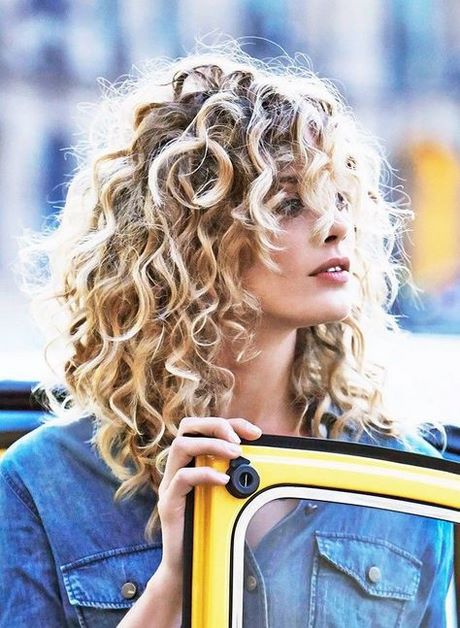 cute-short-curly-hairstyles-2023-84_6 Cute short curly hairstyles 2023