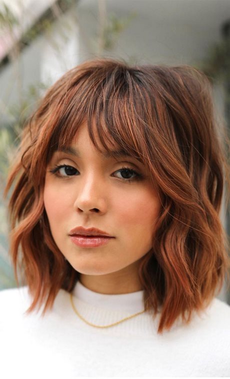 medium-length-haircuts-with-bangs-2023-64_10 Medium length haircuts with bangs 2023