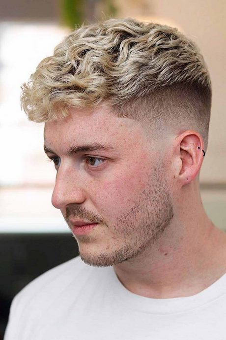 new-haircut-for-curly-hair-2023-90_9 New haircut for curly hair 2023