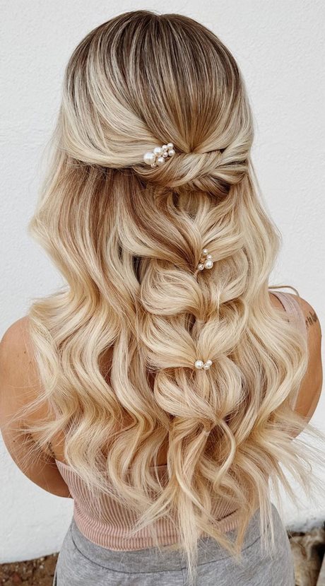 prom-hairstyles-for-medium-hair-2023-91_6 Prom hairstyles for medium hair 2023