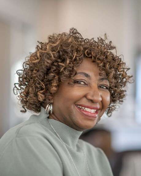 short-hairstyle-for-black-ladies-2023-53_14 Short hairstyle for black ladies 2023