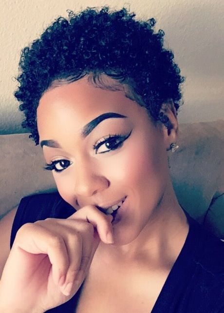 short-hairstyles-for-fat-faces-2023-04_13 Short hairstyles for fat faces 2023