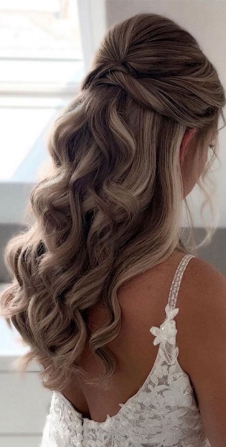 wedding-hairstyle-2023-71_8 Wedding hairstyle 2023