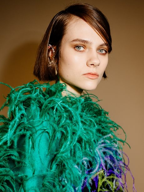 womens-fringe-hairstyles-2023-55_4 Womens fringe hairstyles 2023