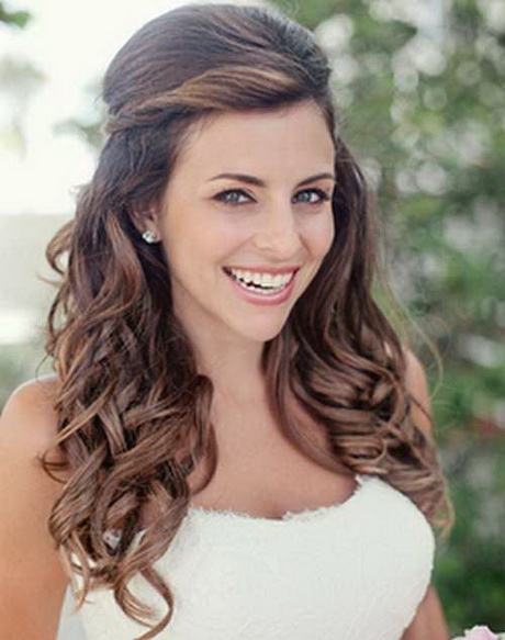 hairstyles-for-bridesmaids-59_18 Hairstyles for bridesmaids