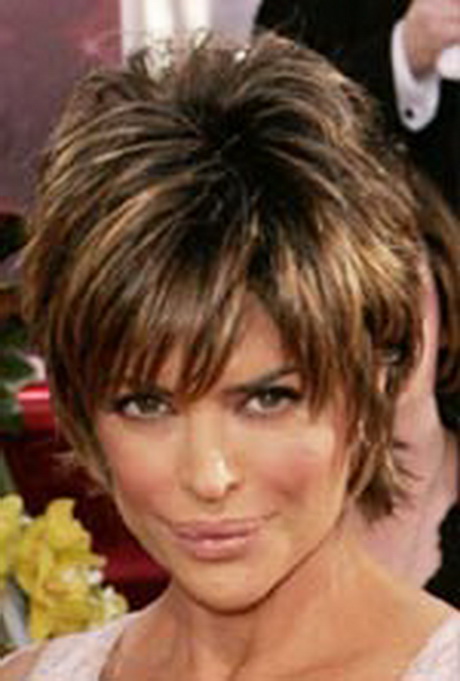lisa-rinna-hairstyles-95_13 Lisa rinna hairstyles