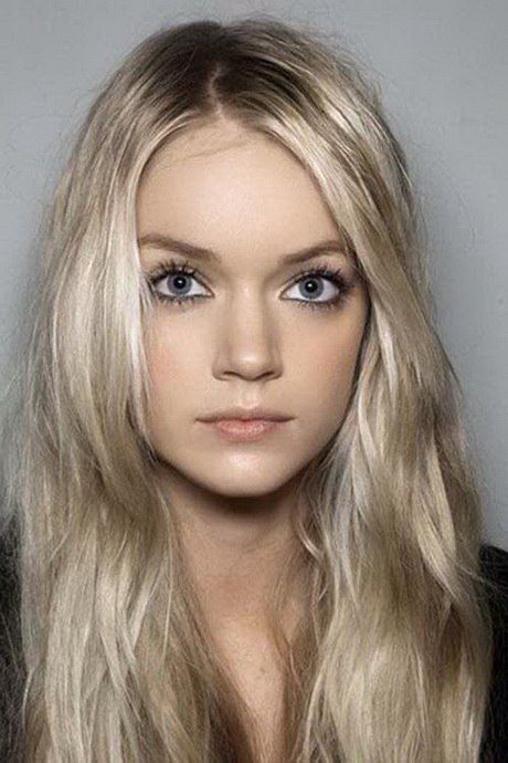 long-blonde-hairstyles-54_18 Long blonde hairstyles