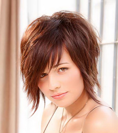 short-hairstyle-for-round-face-37_18 Short hairstyle for round face