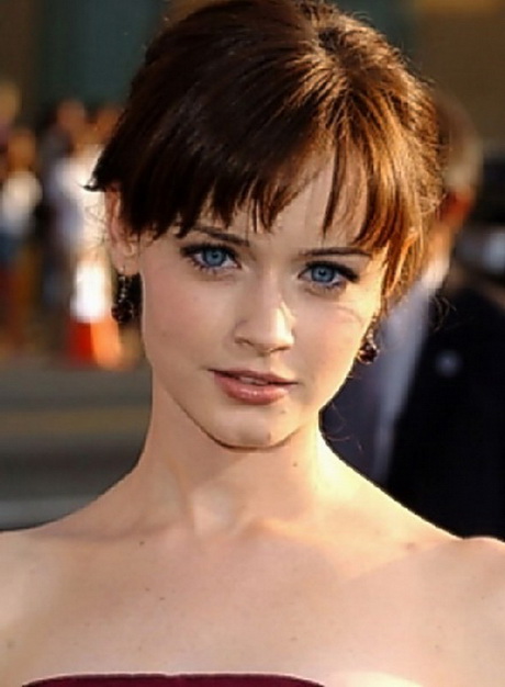 short-hairstyles-with-bangs-78 Short hairstyles with bangs