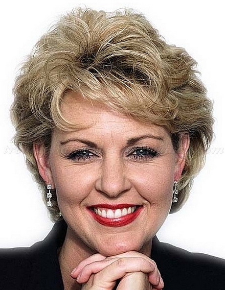 short-hairstyles-women-over-50-98_14 Short hairstyles women over 50