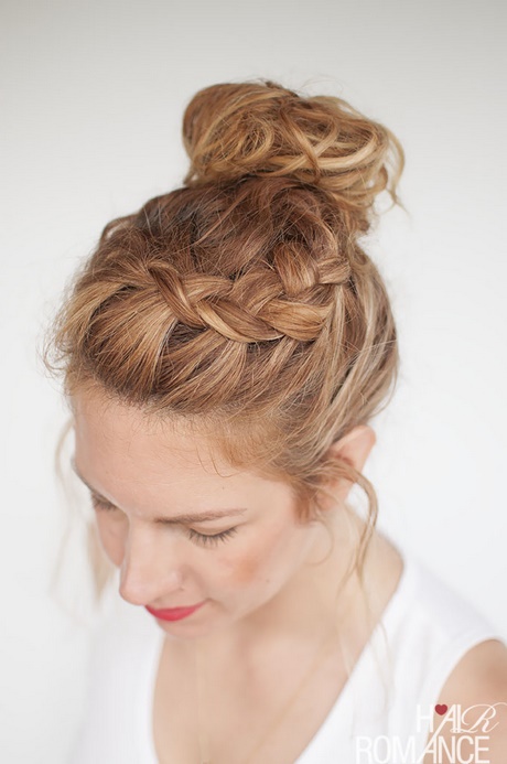 curly-everyday-hairstyles-45_5 Curly everyday hairstyles