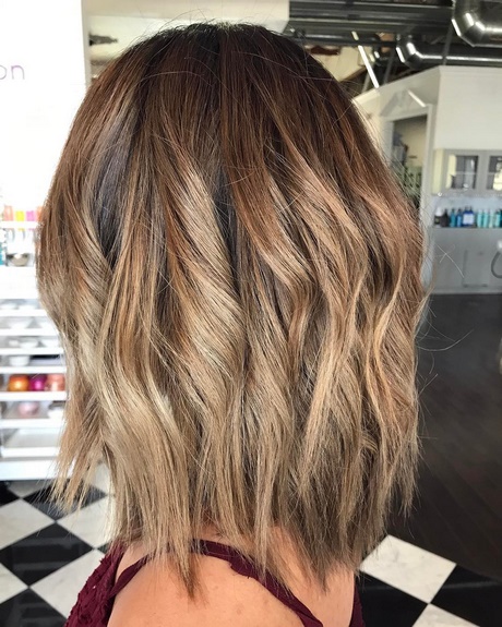 hairstyles-3-layers-60_19 Hairstyles 3 layers